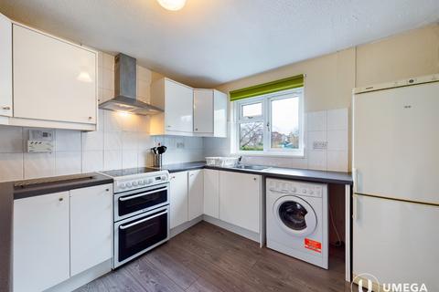 3 bedroom flat to rent, Connaught Place, Ferry Road, Edinburgh, EH6