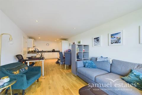 1 bedroom flat to rent, Independence House, Chapter Way, London, SW19