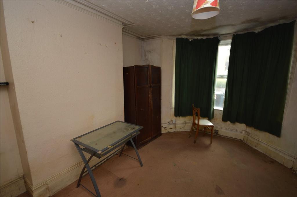 Reception/Bedroom