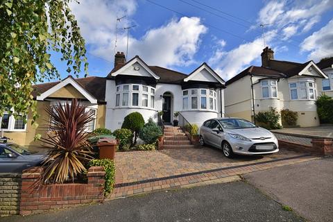 37 Seymour Road, Chingford, London, E4 7LR