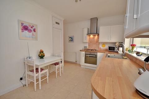 37 Seymour Road, Chingford, London, E4 7LR