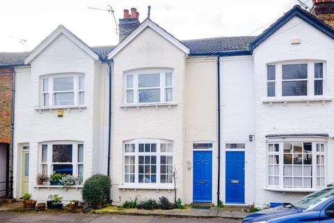 2 bedroom terraced house to rent, Alton Road, Richmond, TW9