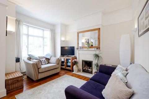 2 bedroom terraced house to rent, Alton Road, Richmond, TW9