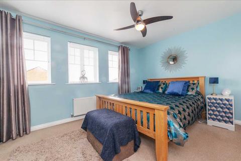 12 Flinders Way, Blackwood, Lanark, ML11 9GE