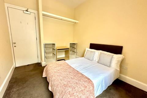 3 bedroom flat to rent, HMO Argyle Street, Finnieston, Glasgow, G3