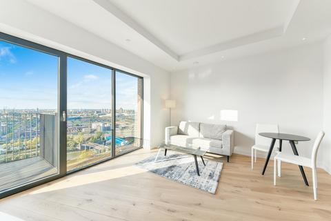 1 bedroom apartment for sale, Modena House, London City Island, London, E14