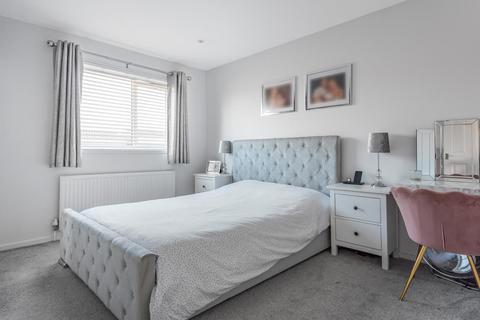 68 Haydn Road, Brighton Hill, Basingstoke, RG22 4JG