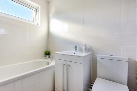 68 Haydn Road, Brighton Hill, Basingstoke, RG22 4JG