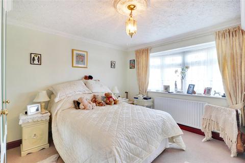 37 Cherry Trees, Hartley, Longfield, DA3 8DS