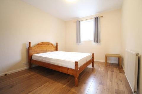 2 bedroom flat to rent, Whitehall Road, Flat , AB25