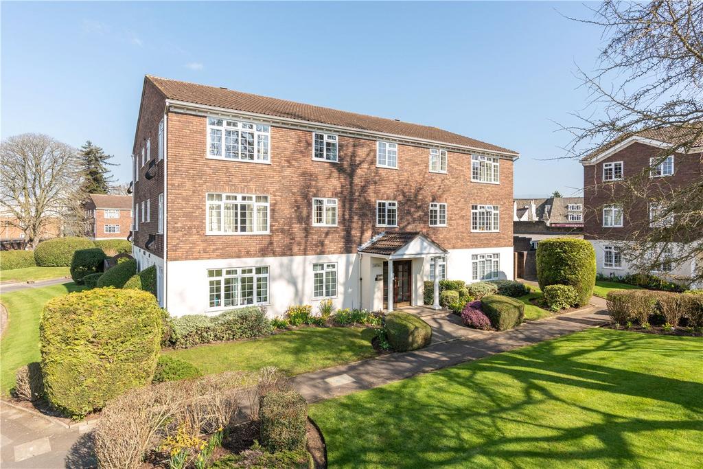 Hillcrest, Weybridge, Surrey, KT13 1 bed apartment £1,150 pcm (£265 pw)
