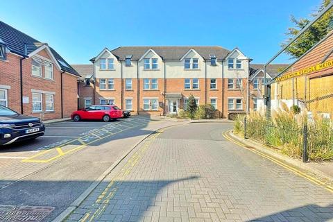 2 Tregonwell Close, Bournemouth, BH2 5AE