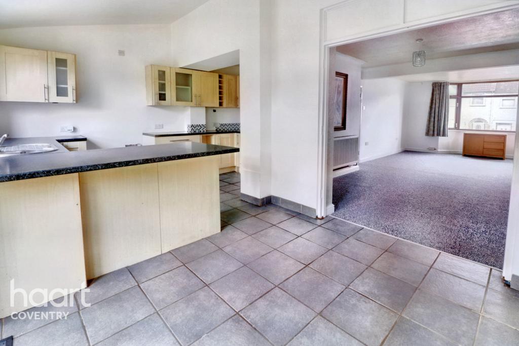 Lincroft Crescent, COVENTRY 3 bed semidetached house £275,000