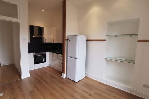 2 bedroom flat to rent, Bank Street, West End, Glasgow, G12