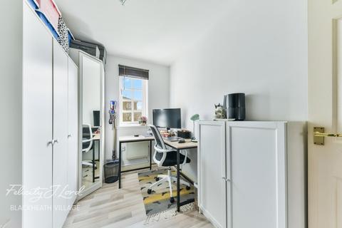 7 Edith Cavell Way, London, SE18 4JY