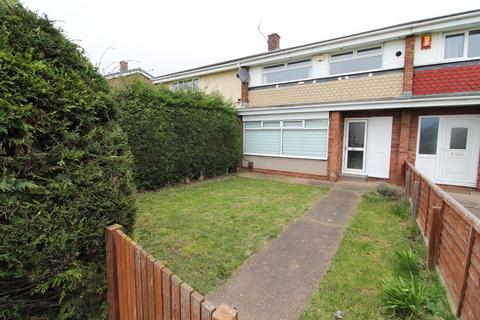 3 bedroom terraced house to rent, Dunstall Walk, Gainsborough