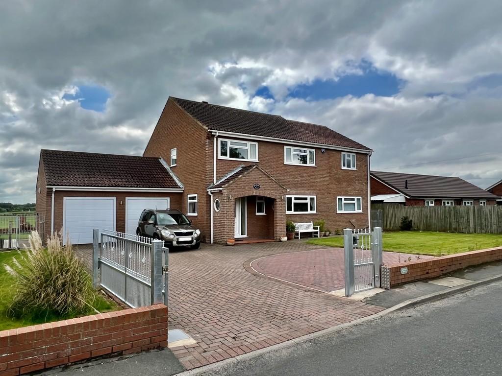 Main Street, Barkston Ash, Tadcaster... 4 bed detached house £625,000