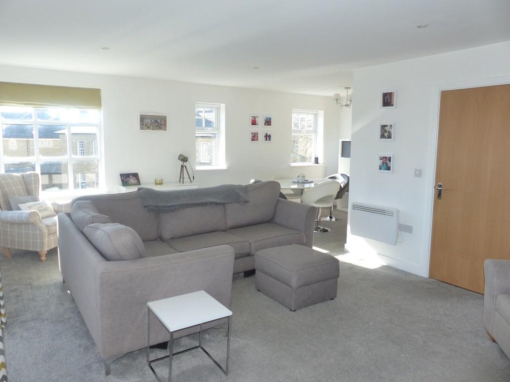 Kingsdale Drive, Menston 3 bed apartment £265,000