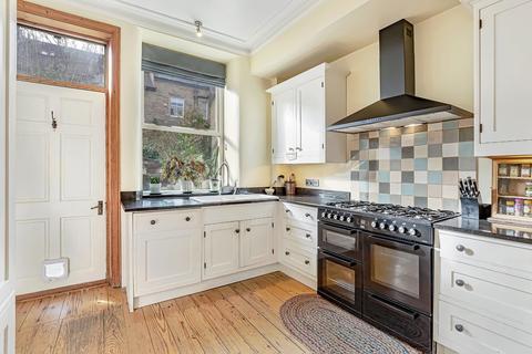 Glen Hurst, 110 Bolling Road, Ilkley, LS29 8PN