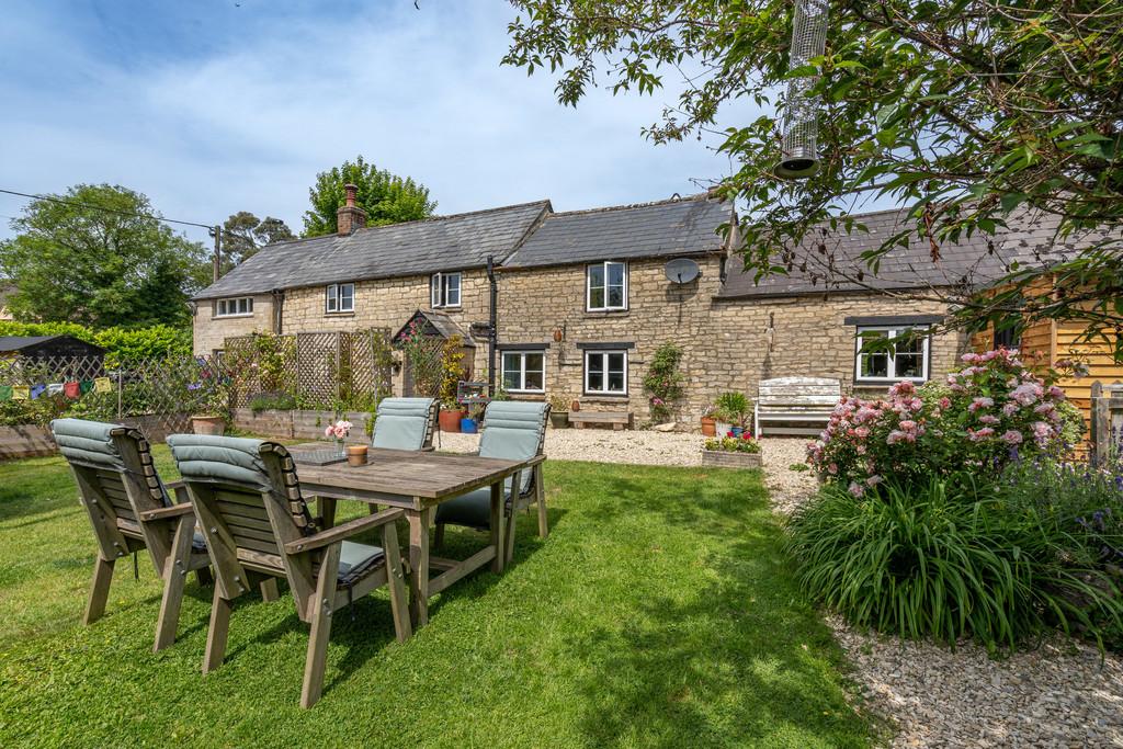 Silver Street, 3 bed detached house £735,000