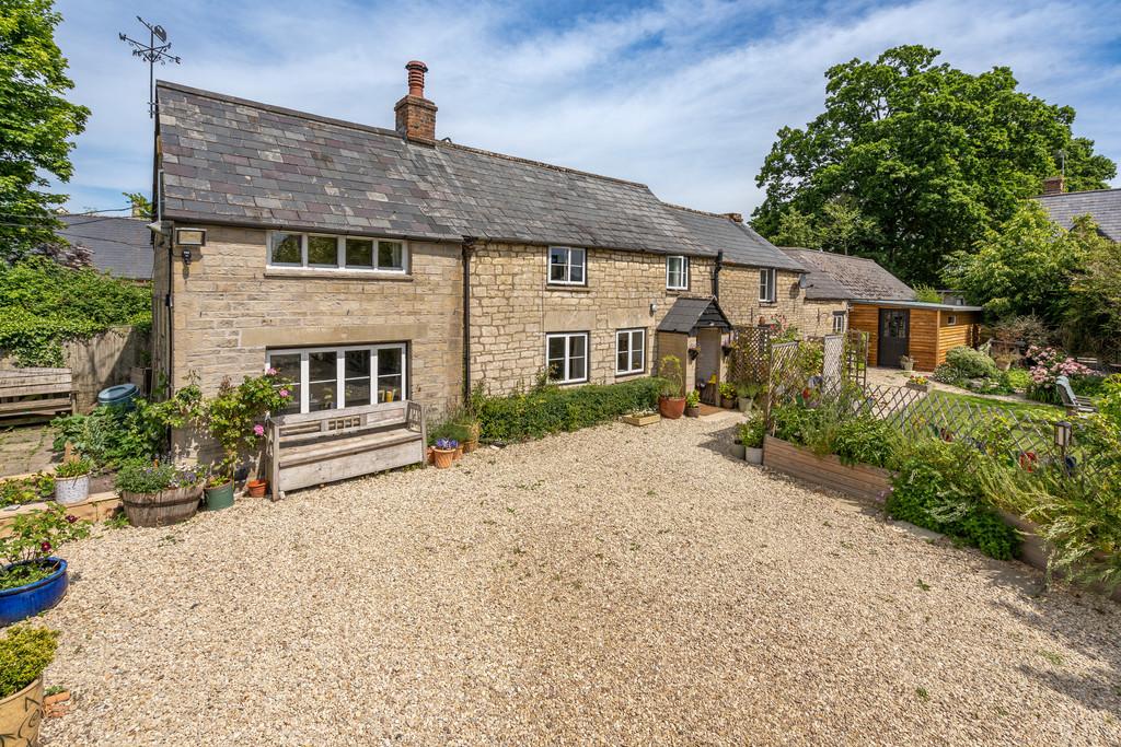 Silver Street, 3 bed detached house £735,000
