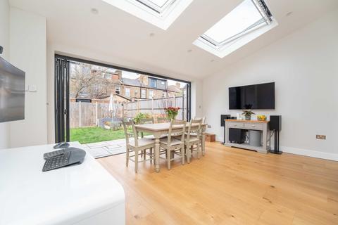 14 Milford Road, London, W13 9HZ