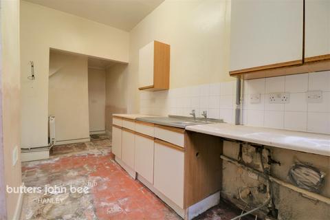 13 Hamil Road, Stoke-on-trent, ST6 1AB