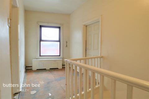 13 Hamil Road, Stoke-on-trent, ST6 1AB