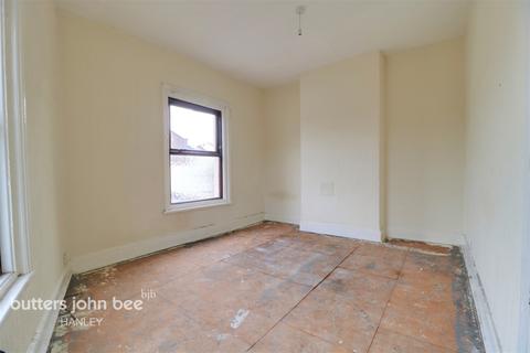 13 Hamil Road, Stoke-on-trent, ST6 1AB