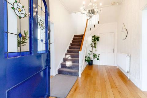 139 Church Avenue, Leeds, LS6 4JT