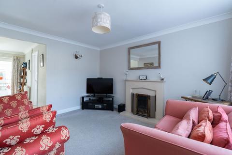 13 Aberdeen Close, Stamford, PE9 2TN