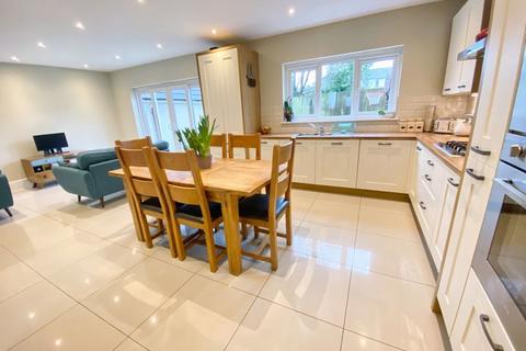 undefined, 6 Heol Cae Pwll, Cowbridge, The Vale of Glamorgan CF71 7PL