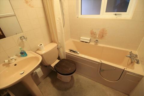 27 Bushfield Road, Albrighton, Wolverhampton, WV7 3PL