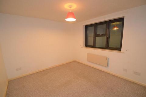 2 bedroom flat to rent, Mansell Close, Bexhill on Sea, East Sussex, TN39 4XD