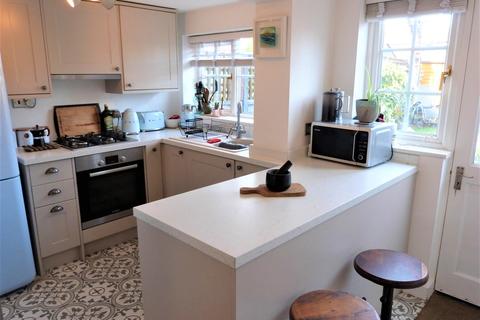 25 Greenfield Street, Waltham Abbey, EN9 1HJ