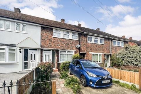 68 Usk Road, Aveley, South Ockendon, RM15 4NX