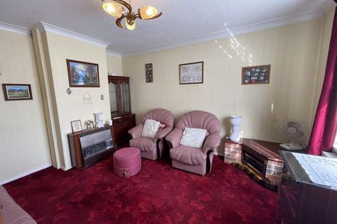 68 Usk Road, Aveley, South Ockendon, RM15 4NX