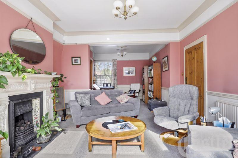 Park Avenue South, N8 5 bed terraced house £1,600,000