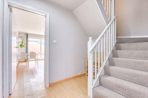 18a Burnett Close, London, E9 6ET