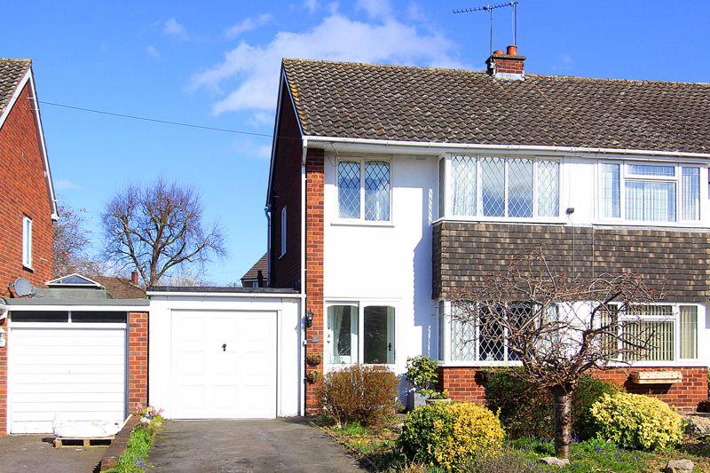 WOMBOURNE, Giggetty Lane 3 bed semidetached house £270,000