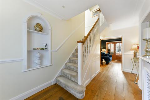19 Ullswater Crescent, London, SW15 3RG