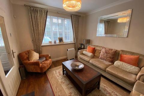 57 Cuxton Road, Rochester, ME2 2BZ