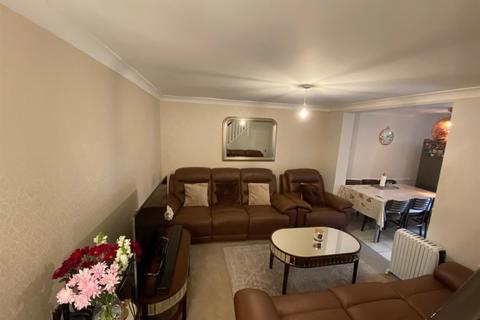 57 Cuxton Road, Rochester, ME2 2BZ