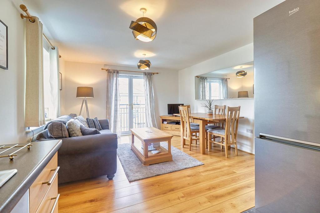 Living/dining kitchen