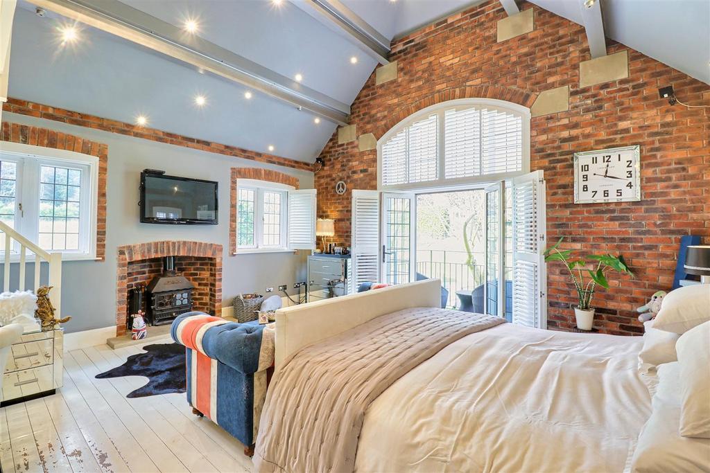 Duplex principal suite