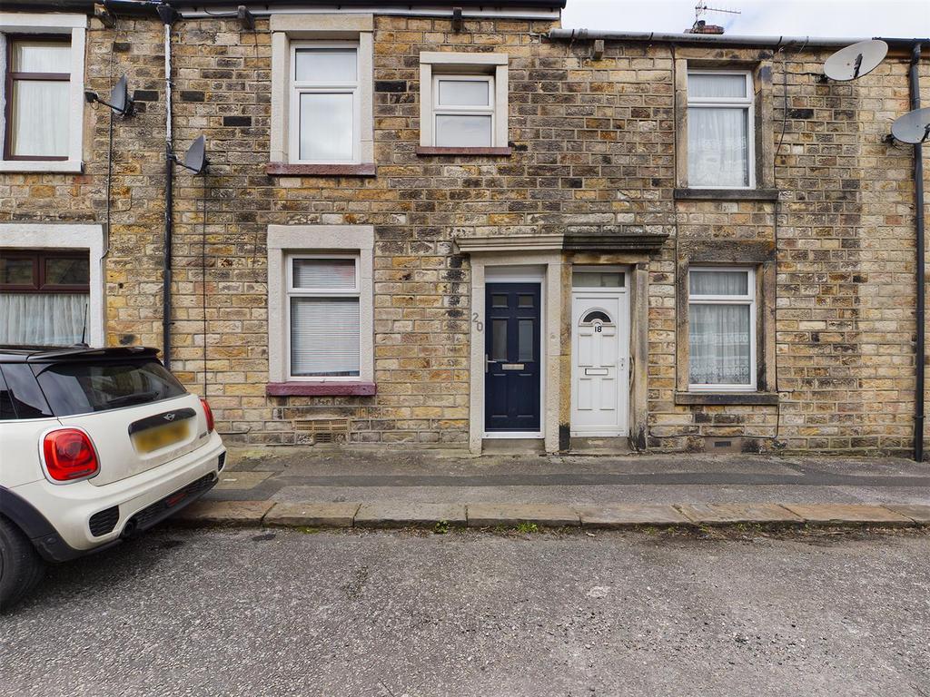Producing Investment Street, Lancaster 3 bed terraced