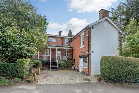 Coombe Cottage, 56 Alcester Road, Finstall, Bromsgrove, B60 1EW