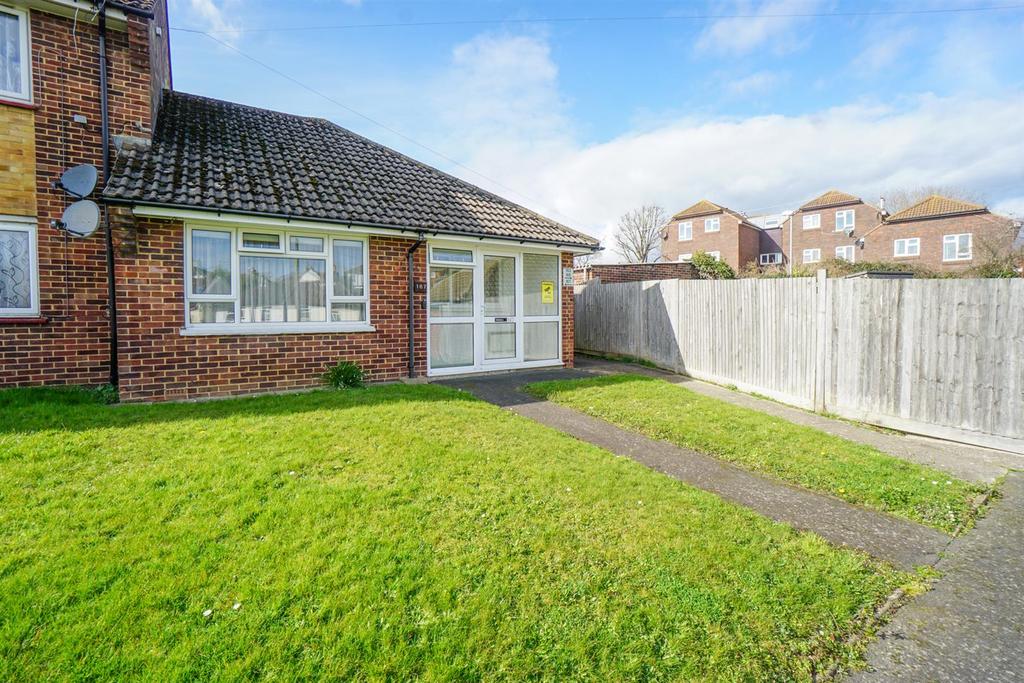 Hollington Old Lane, St. LeonardsOnSea 1 bed semidetached bungalow