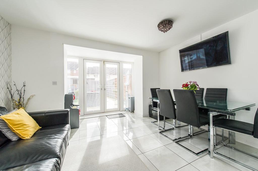 Kitchen/Diner/Living Room