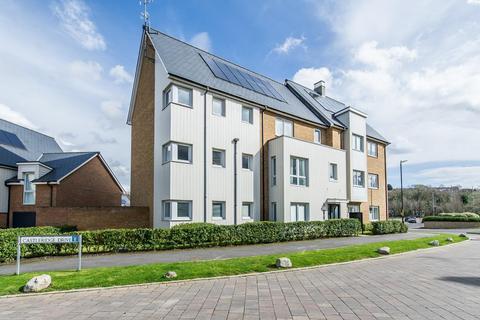 6 Castleridge Drive, Greenhithe, DA9 9WT